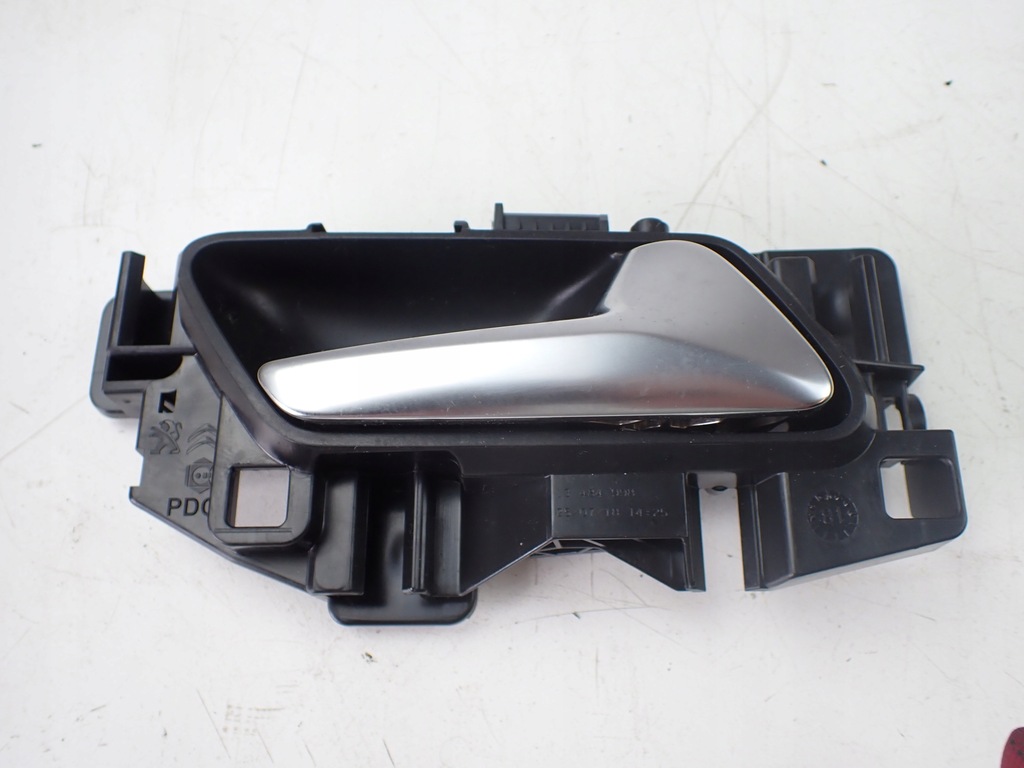 фото №1, Ручка внутренняя правая opel crossland 13484998