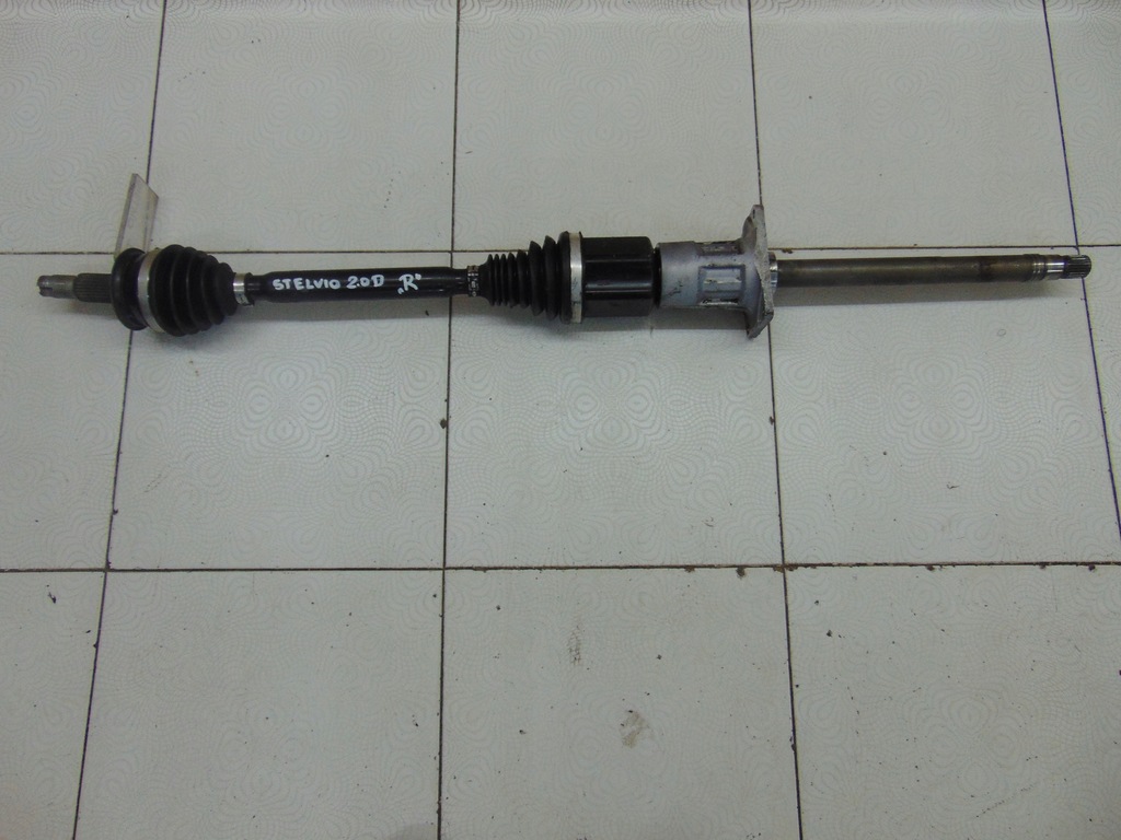 фото №1, Приводной вал левая alfa romeo stelvio 2.2d