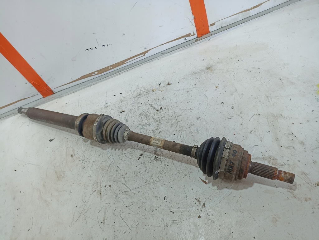 фото №1, Ford b-max fiesta mk7 привідний вал права 1.0 ecoboost cv17-3b436-bd