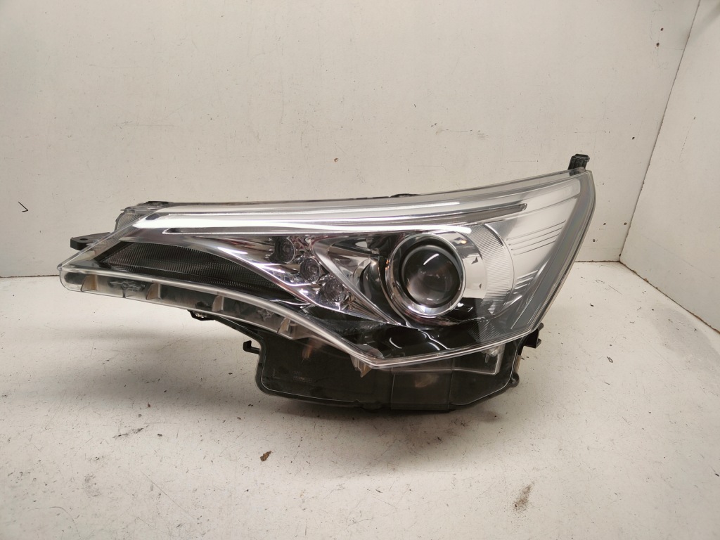 Купить Toyota avensis t27 t29 рестайлинг  линза с led фара левый перед