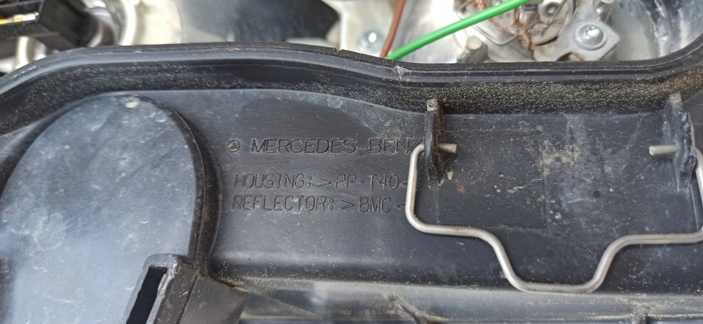 фото №9, Mercedes atego 2 2004- лампа правый перед обычная europa
