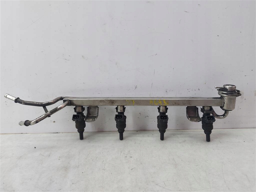 фото №1, Молдинг впрыскная toledo ii leon i 06a133317l 1.8