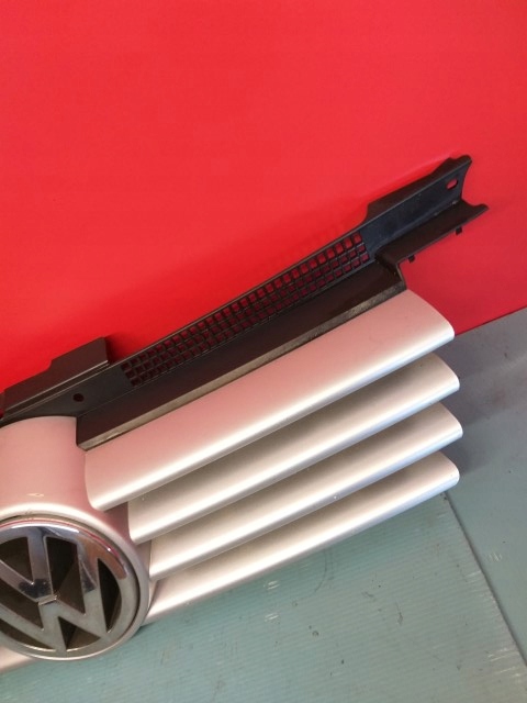 фото №3, Vw bora решётка радиатора ly7m