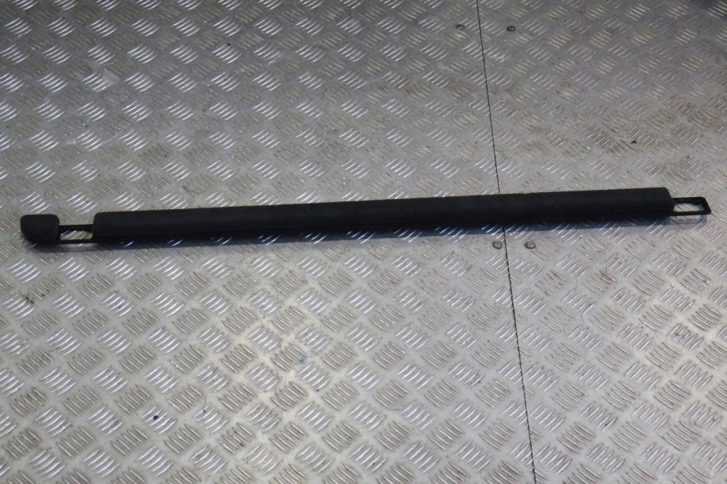 Елементи багажника оббивка обшивка lamborghini urus Оригінал