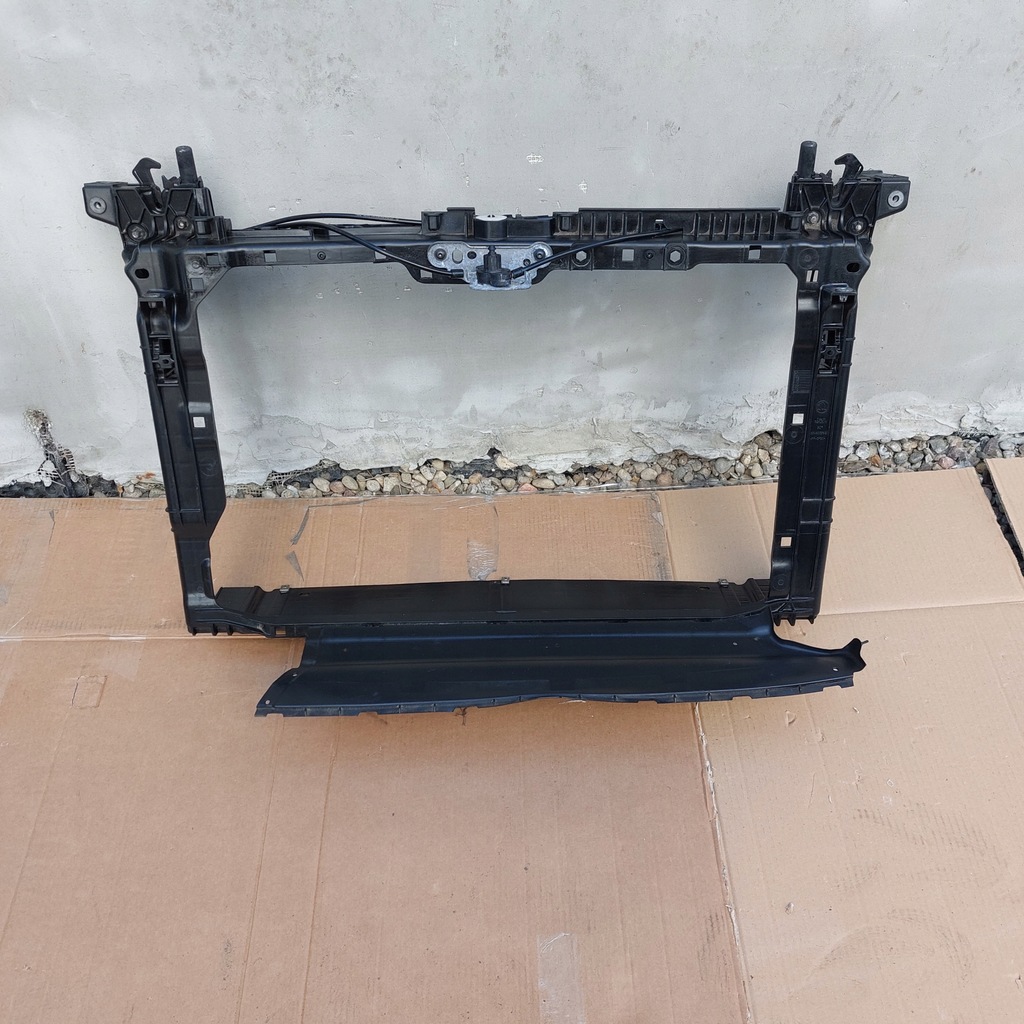 фото №1, Skoda scala 19 - усилитель передний pas передний