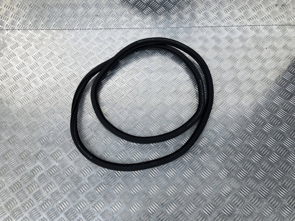 фото №1, Прокладка дверь задняя левый mercedes b klasa w247