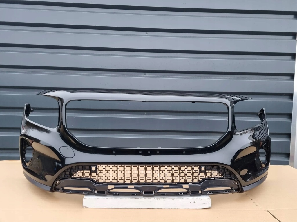 фото №1, Mercedes glb x247 lift 2023- бампер перед оригинал a172