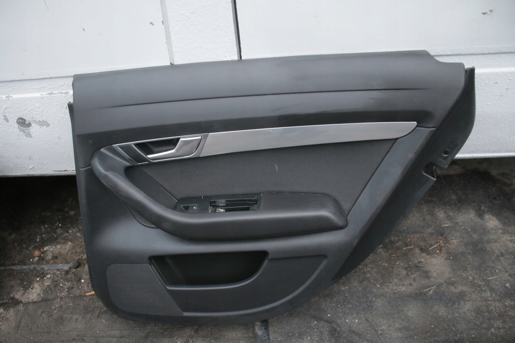 фото №5, Обивка дверь audi a6 c6 kombi