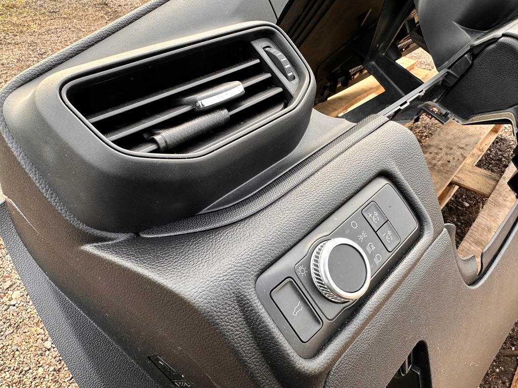 фото №7, Приборная панель kosolna приборная панель замок зажигания подушка подушка безопасности ford explorer 2020+