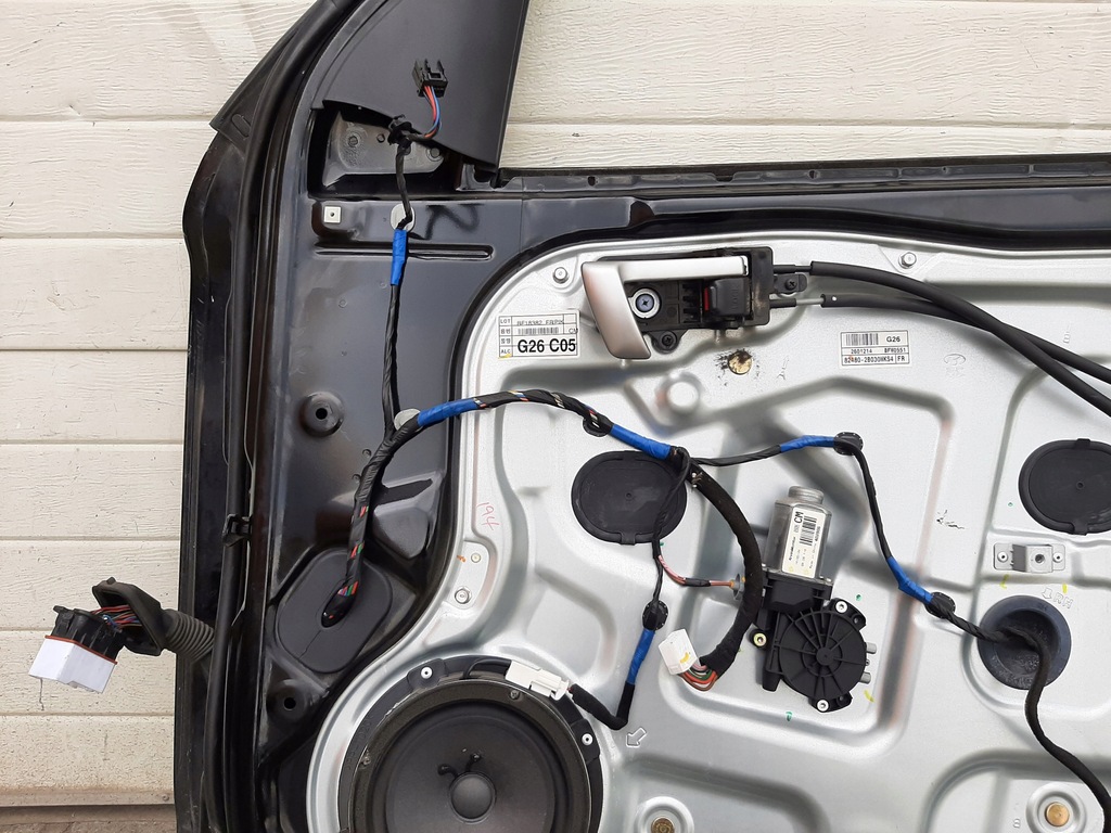 фото №11, Hyundai santa fe ii 06r дверь правый перед kod eb