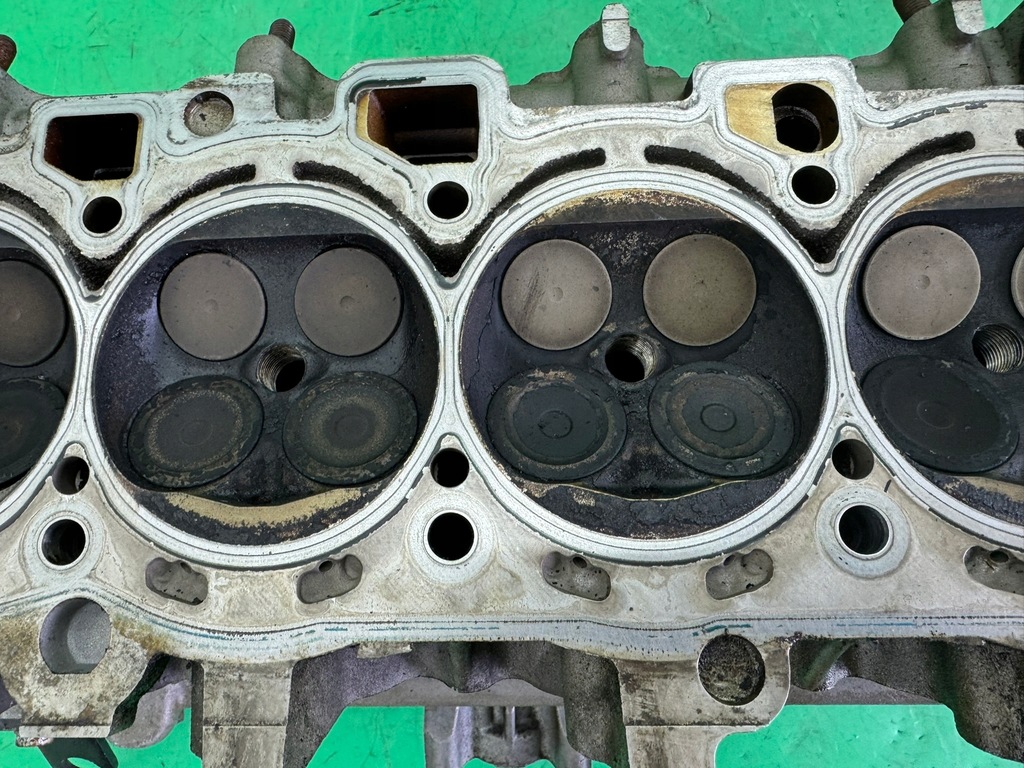 фото №11, Головка цилиндров левая с распредвалы audi s6 c6 5.2 fsi v10 06-11 bxa 435km