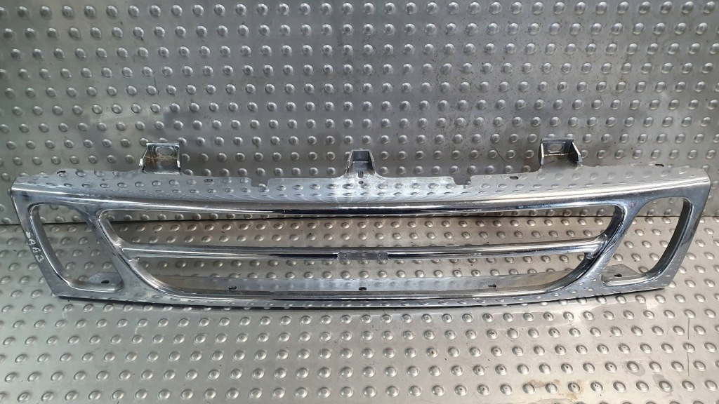 Купить Решётка радиатора решётка радиатора 9086406 saab 9000 рестайлинг  91-