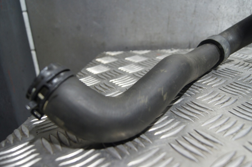 фото №9, Корпус термостата wąż wody renault 1.5 dci