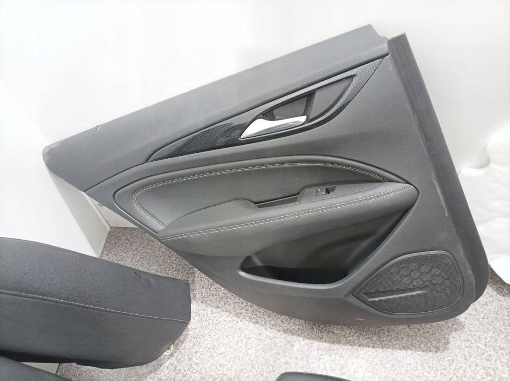 фото №8, Сиденья заднее сиденье обшивки hb комплект полукожа eu opel insignia ii 2017- b