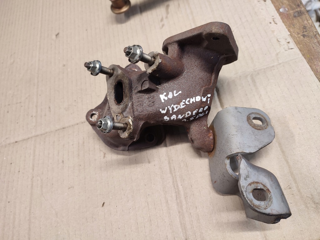 фото №1, Колено коллектор dacia renault 1.5 dci sandero