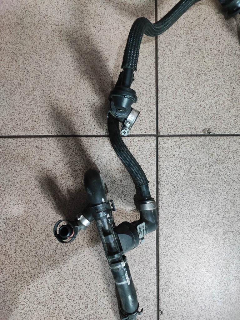 фото №4, Шланг трубка вакуумa audi a6 s6 c6 5.2 v10