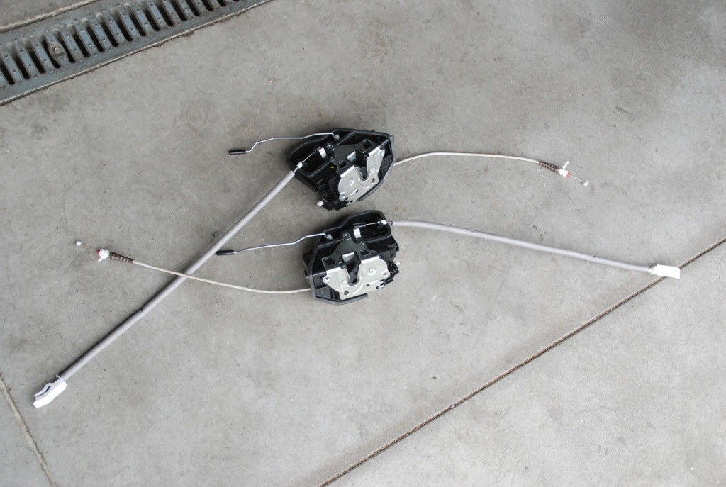 фото №1, Замок дверь l / p перед передний bmw 1 uk f20 f21