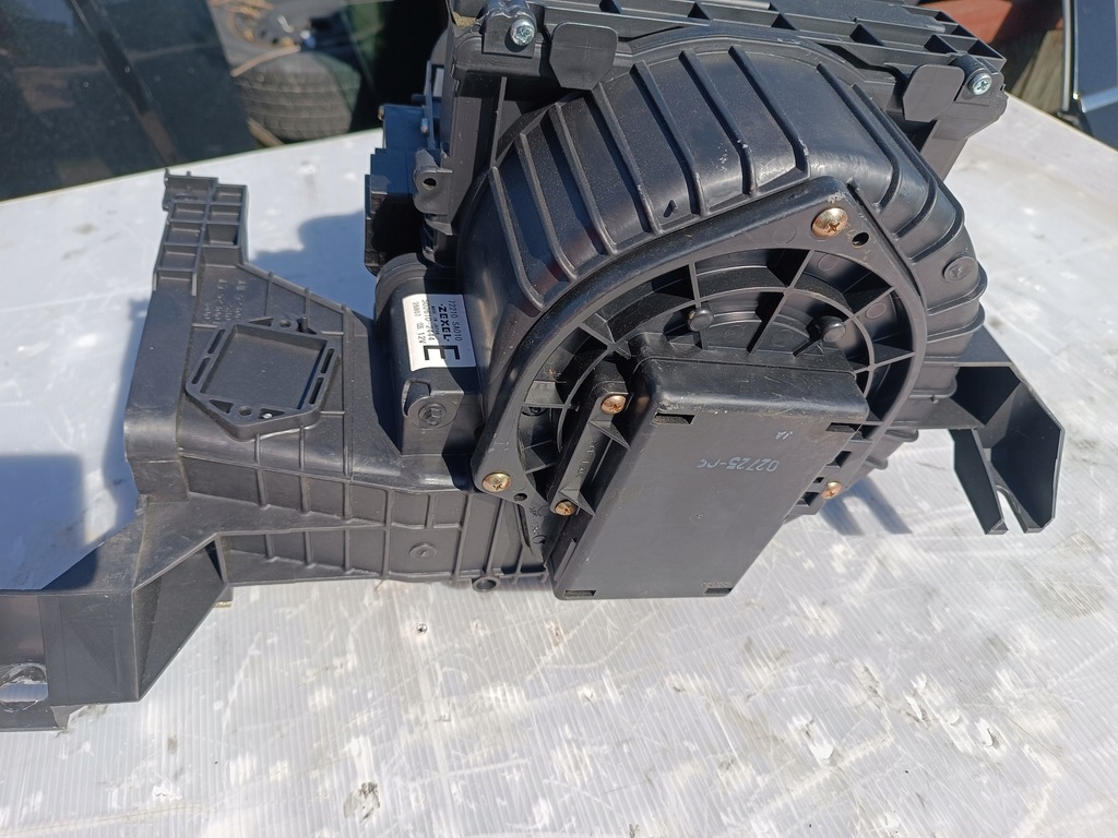 фото №5, Отопитель subaru forester ii 2.0t eu 72110sa011