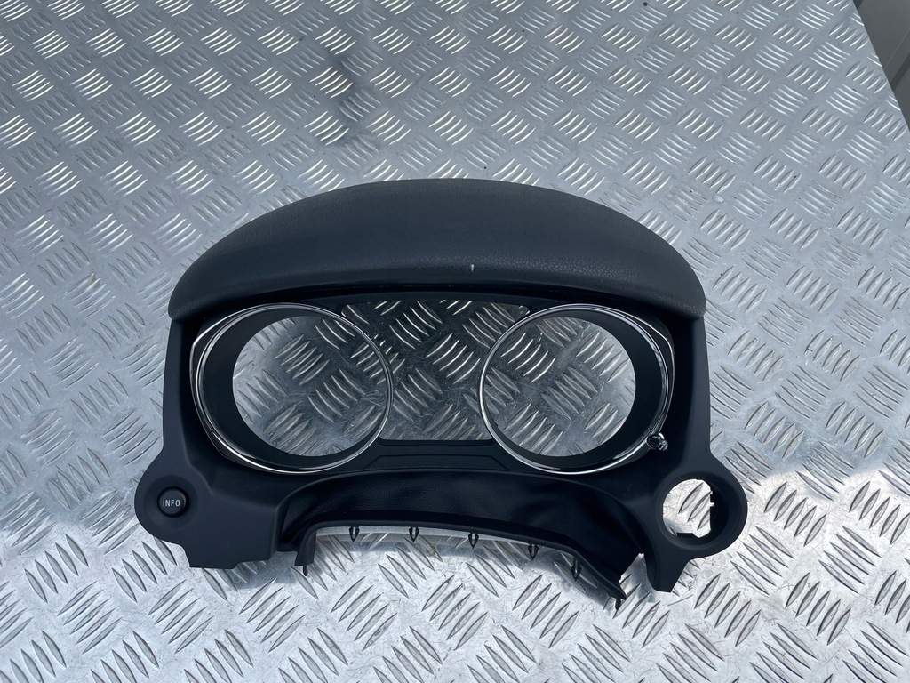 фото №1, Citroen c4 aircross рамка защита 8060a180