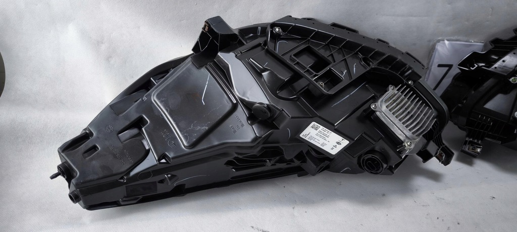 фото №10, Tesla 3 lift full led левый правый фара 1514951-00-c 1514953-00-c