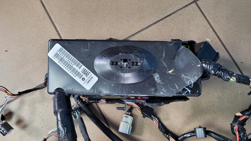 фото №13, Dodge challenger 6.4l srt hemi smpi v8 джгут відсік двигуна 68281168ae