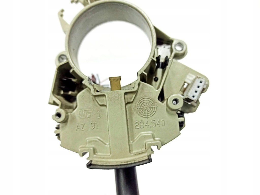 фото №10, Mercedes-benz c w203 2004 панелі керування, перемикачі