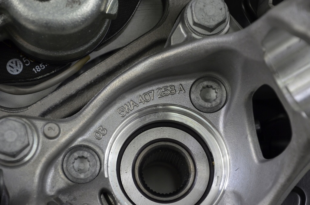 фото №15, Vw golf viii 8 поворотный кулак l+r 5wa407258a / 257a