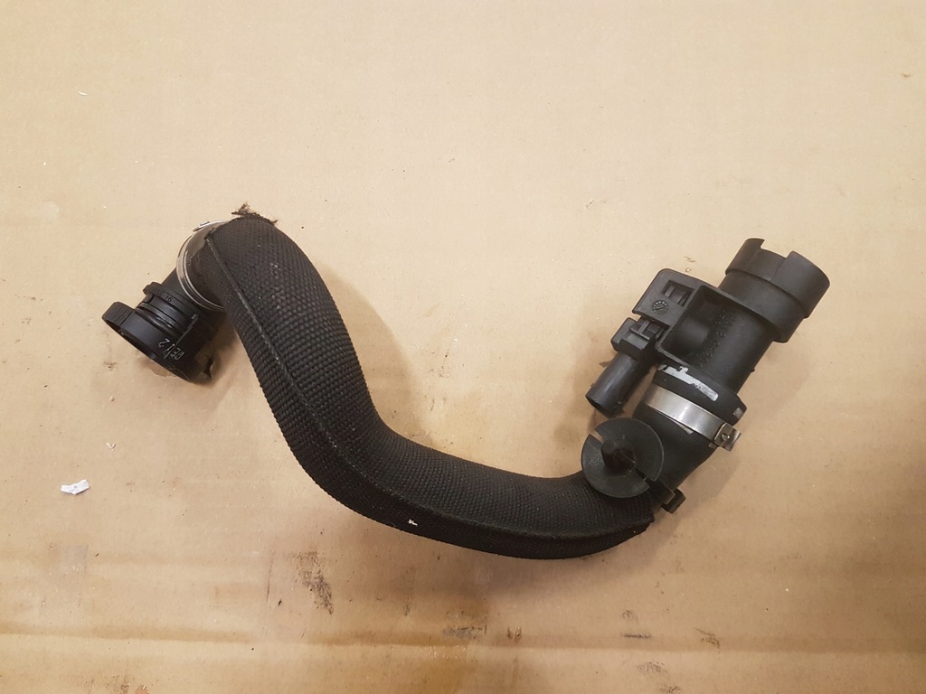 фото №1, Ceu труба wąż wody audi a8 d4 4.0 tfsi 079133817s