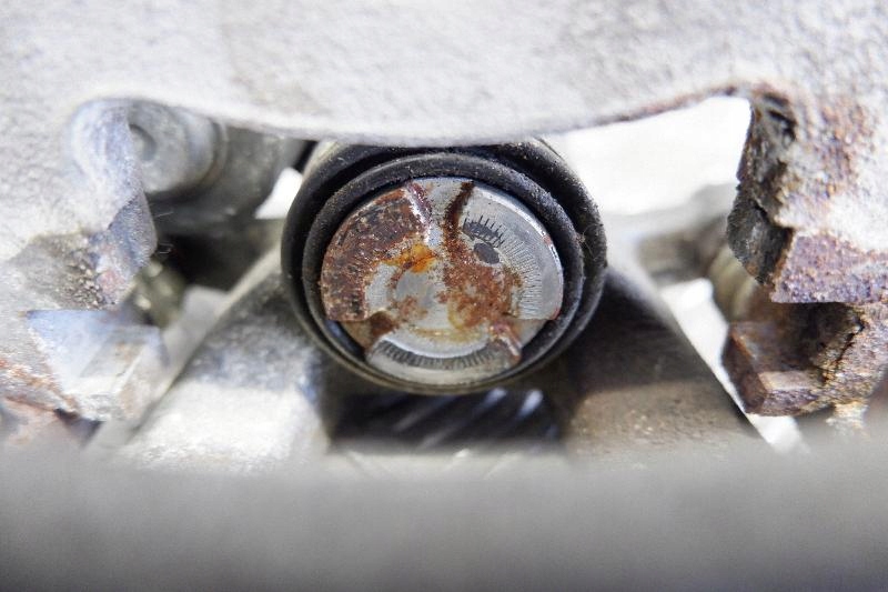 фото №6, Суппорт тормозной задний правый nissan x-trail t32_ 440004ca0a 1.6l дизель