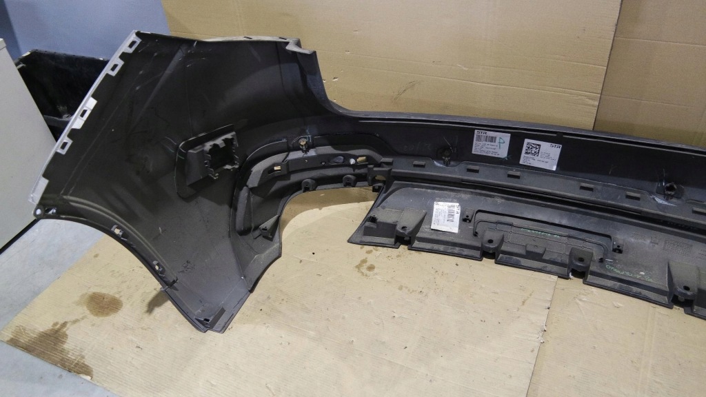 Бампер задний maserati levante gts 670118506 с Разборки