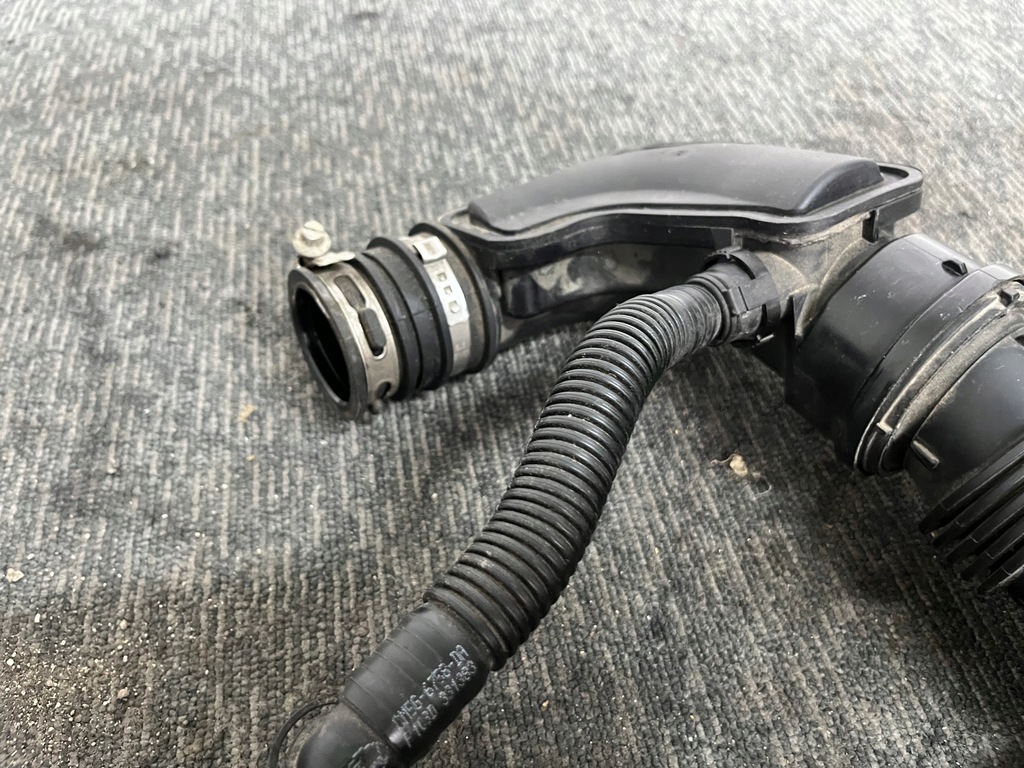 фото №14, Ford transit courier 2021r 1.0 eco шланг труба интеркулер оригинал europ