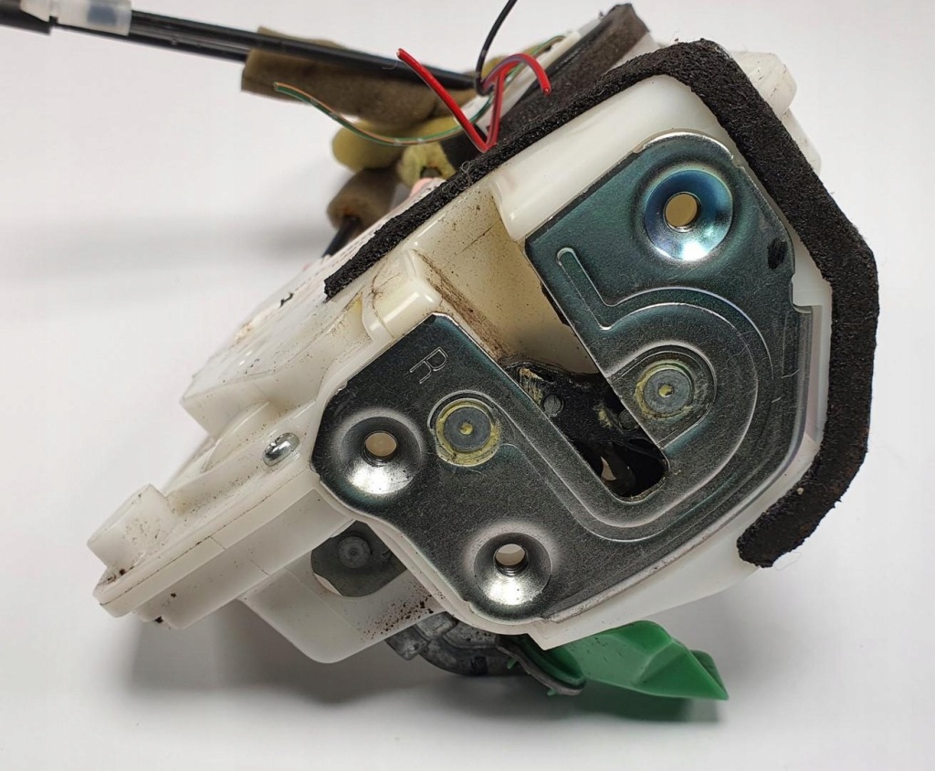 фото №1, Замок двері правий перед mazda 2 de 3d europa