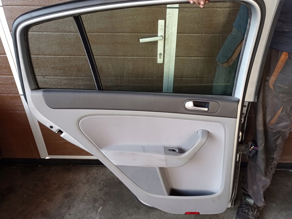 фото №9, Vw golf plus дверь задние левая полный eu