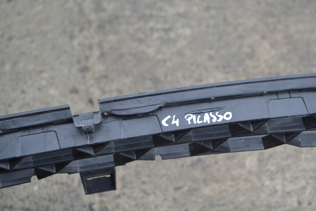 фото №7, Citroen c4 picasso решітка бампера середня