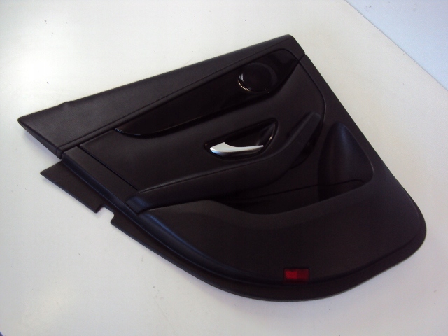 фото №1, Обивка дверь левый задняя mercedes glc x253 2015-