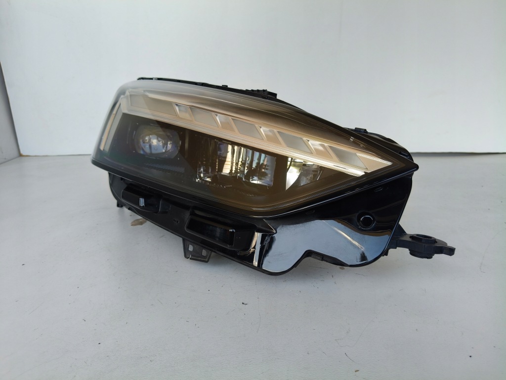 Купить Фара правый  фара audi a5 8w6 19- рестайлинг  full led matrix