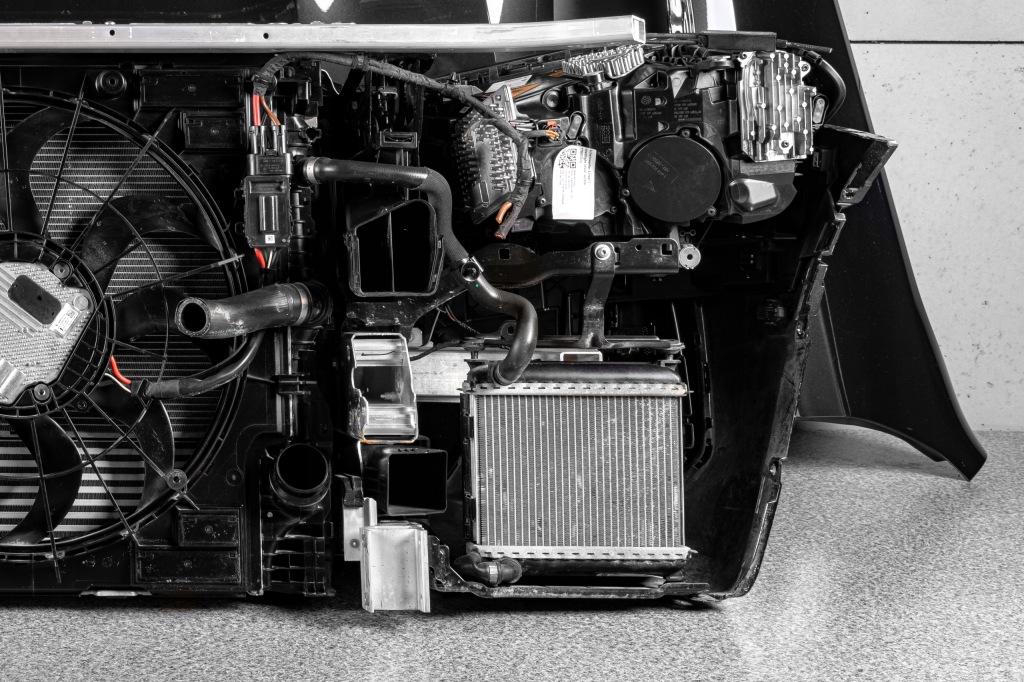 Купить Bmw x3 g01 x4 g02 lci рестайлинг  капот ремень радиатор бампер перед фары laser