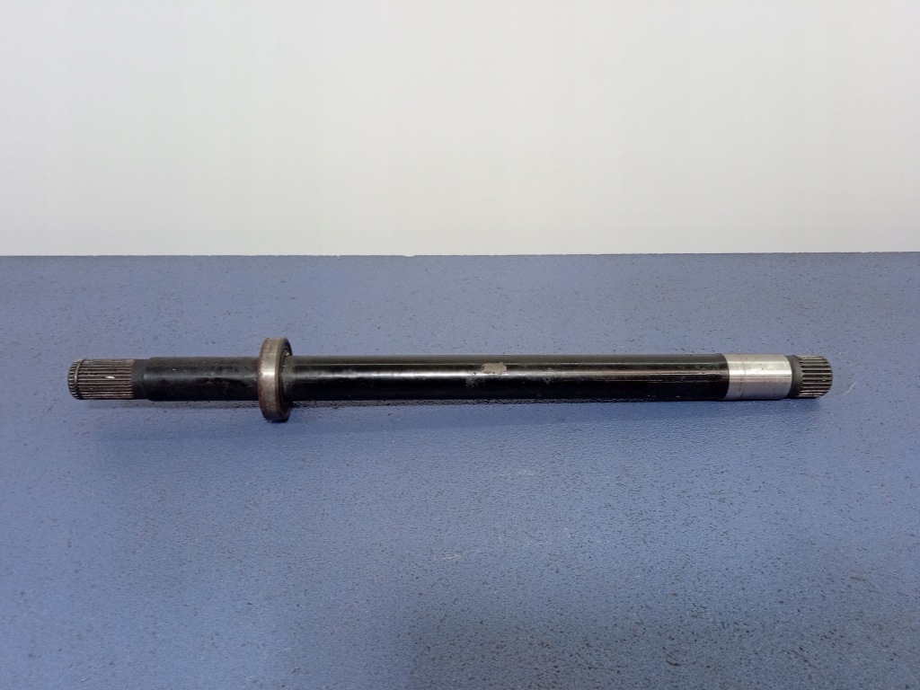 фото №1, Mercedes s w221 5.5 v8 вал промежуточный приводной вал 4matic