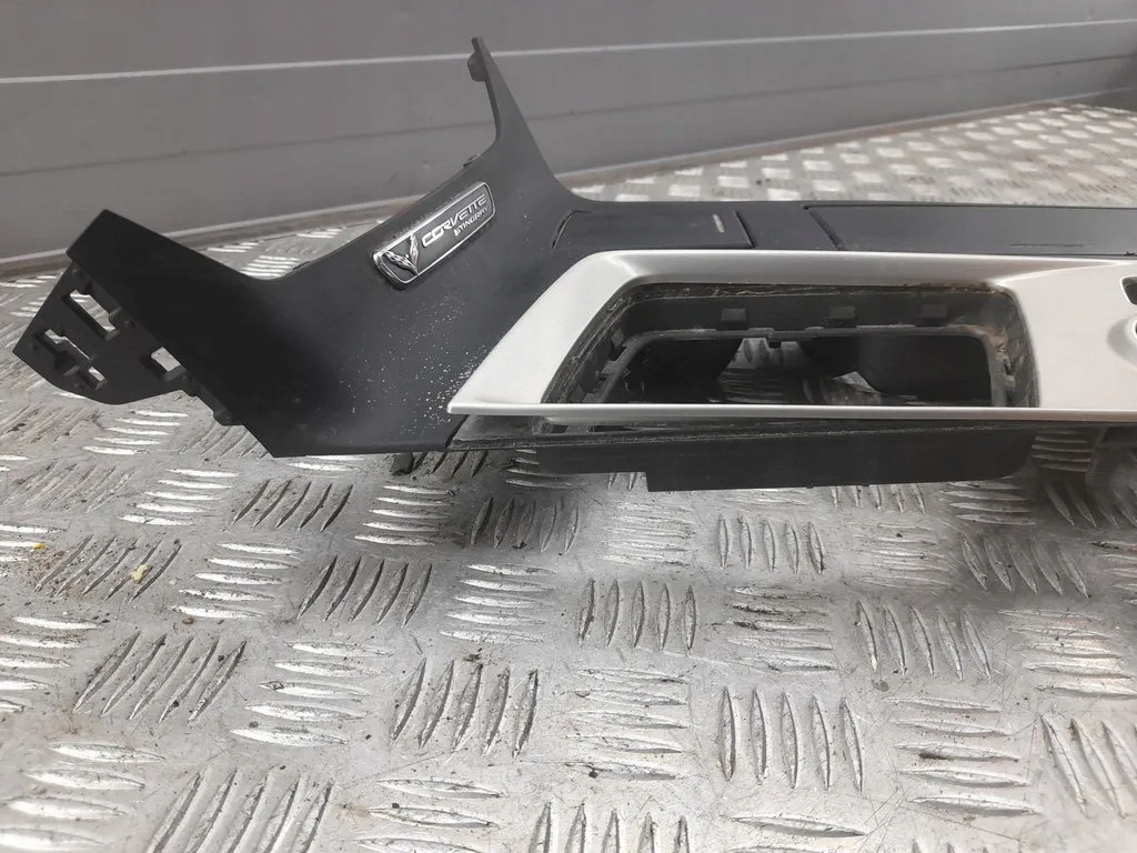 фото №8, Chevrolet corvette 22940550 середина тунелі середній