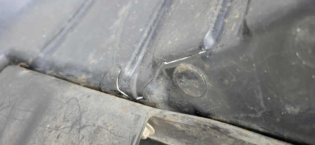 фото №14, Auris ii 12-18 підкрилок передні ліва перед+ бризковик uszkodz. 53876-02460