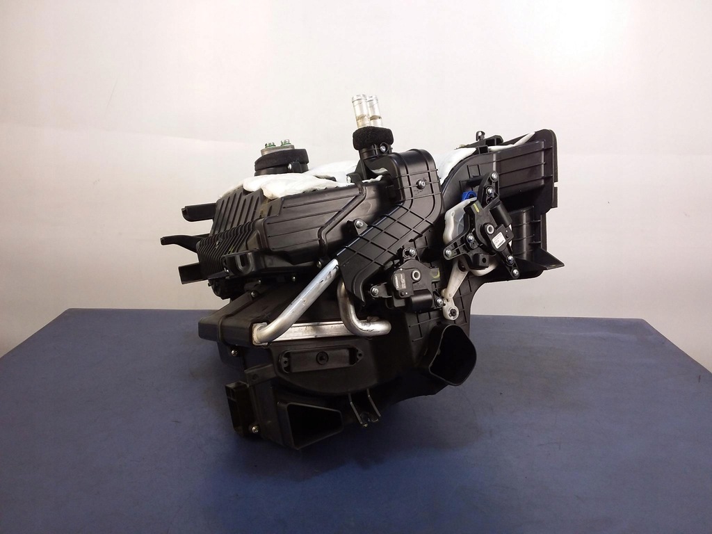 фото №4, Hyundai ix35 i отопитель вентилятор 97200-2y011