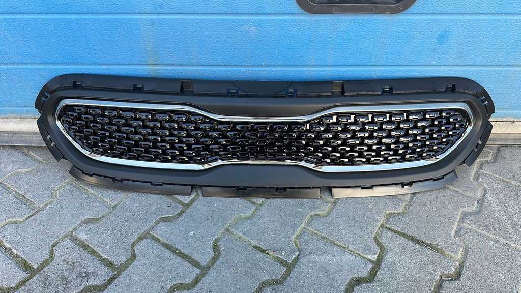 фото №1, Kia rio 2018- решётка радиатора