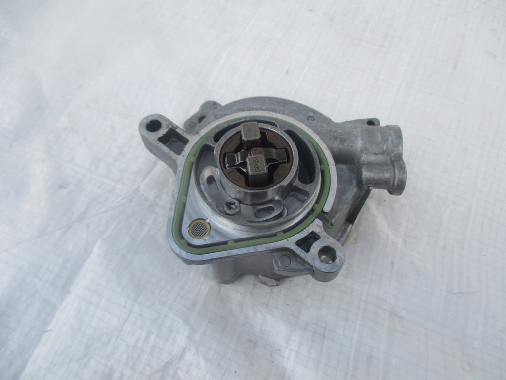 фото №1, Насос вакуум renault nissan mercedes 1.3 tce digt