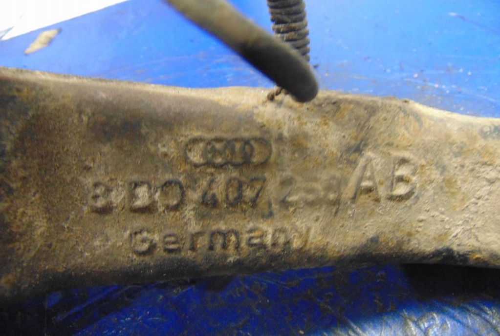 фото №6, Audi a6 c5 2.8 бензин v6 kombi поворотний кулак правий перед