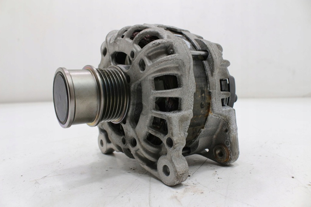 фото №1, Vw t-roc 1.0 tsi генератор 04e903015a