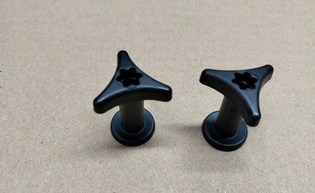 фото №1, Dacia sandero iii гайка лампы задняя