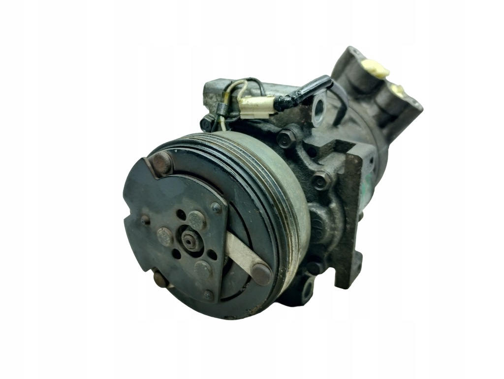 фото №1, Renault clio компрессор кондиционера 8200037058