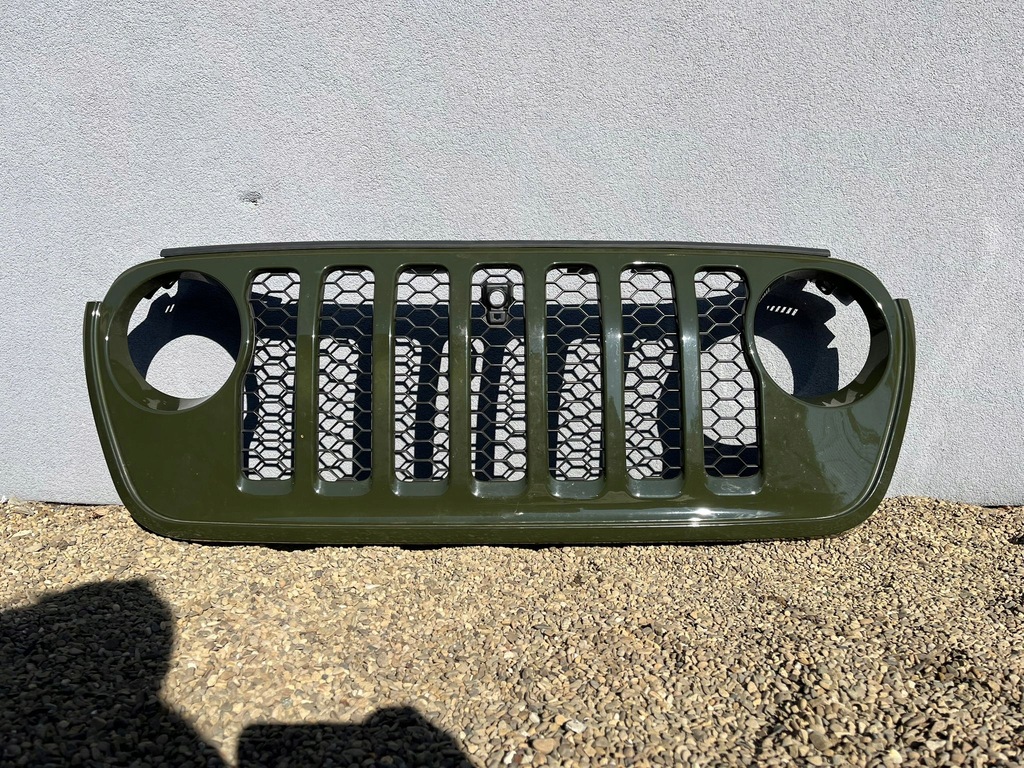 фото №1, Заводський решітка радіатора решітка радіатора gladiator wrangler