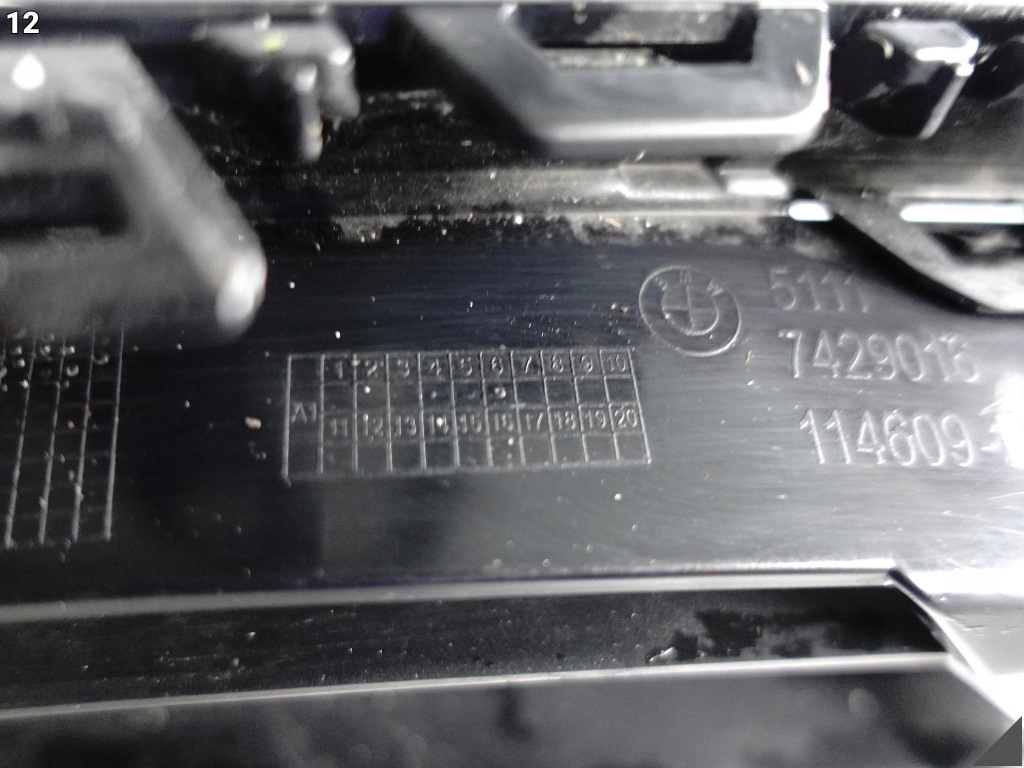 Bmw x2 f39 zwykły/basic 17-23 решётка  решётка w бампер перед правый в Украине