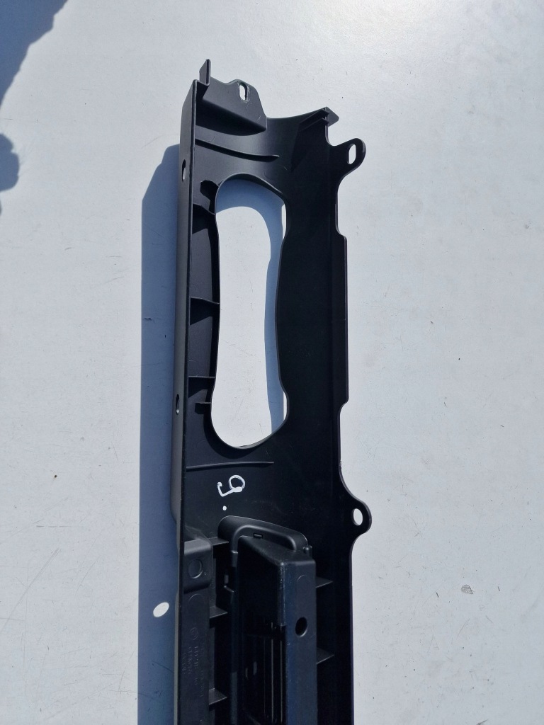 Bmw 1 e82 e88 2010 решётка обдув консоли центральной 6962891 с Разборки